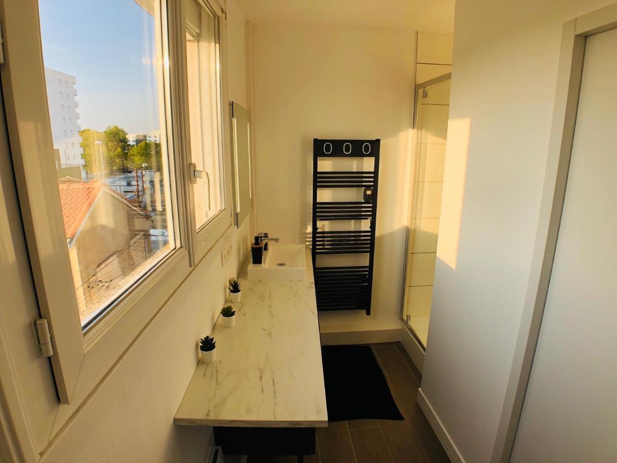 Charmant Appartement 1-4 Personnes, Proche Centre Avec Parking Nantes Zewnętrze zdjęcie